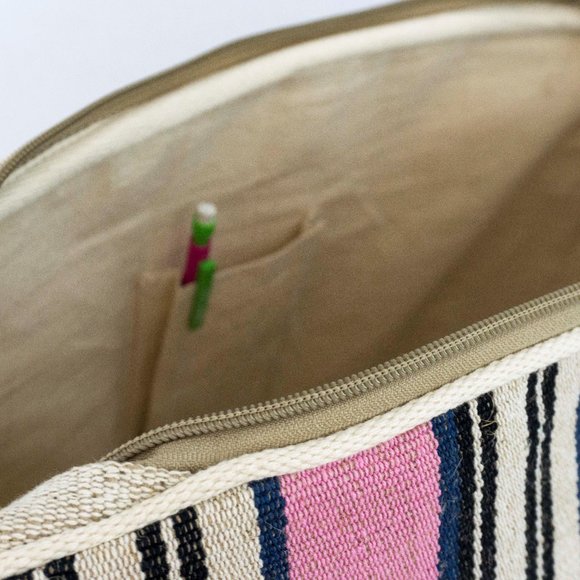 Bag with woven handle/zipper overnite traveler - Picture 3 of 7